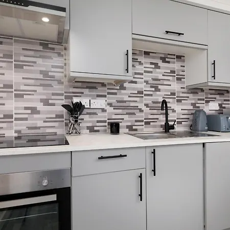 Flat 1 - For 2 In Town Centre